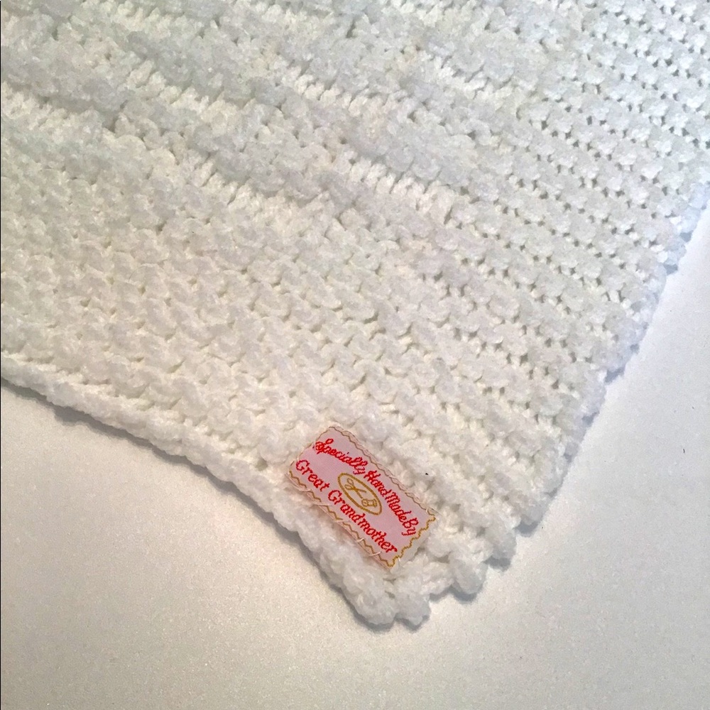 HANDMADE BABY BLANKET / White 46”x34” approx